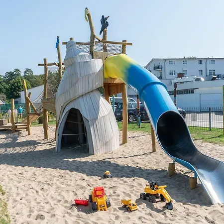 425, Seepark * Sellin (Rugen)