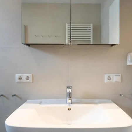 425, Seepark Apartment